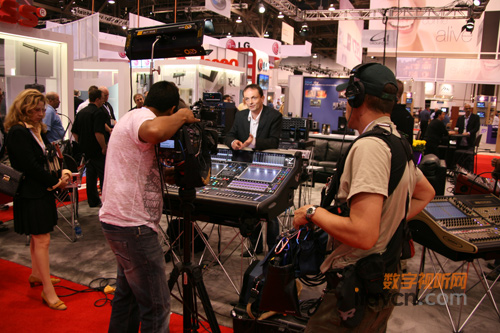 PeerlessרҵƷInfocomm2010